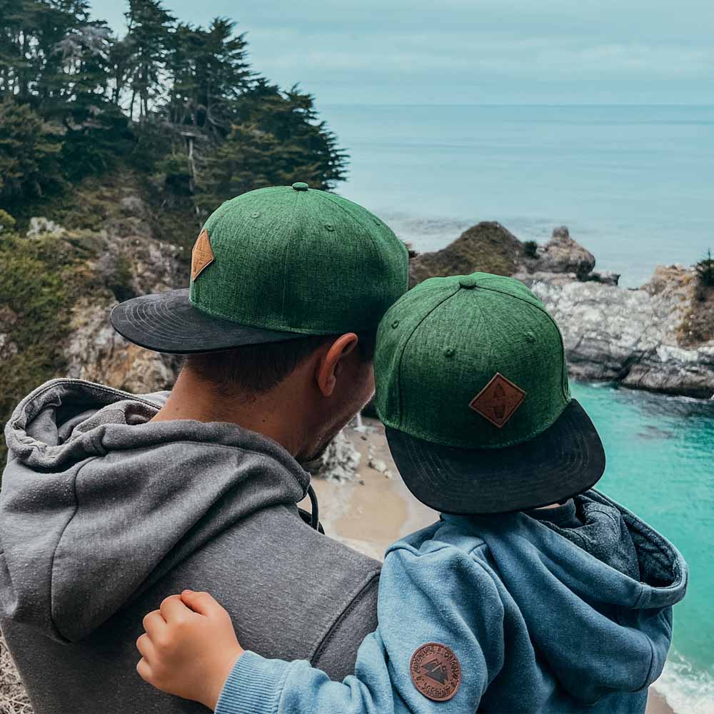 Vater Sohn Partnerlook Caps dunkelgrün